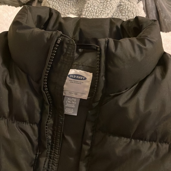 Black Vest - Picture 2 of 2